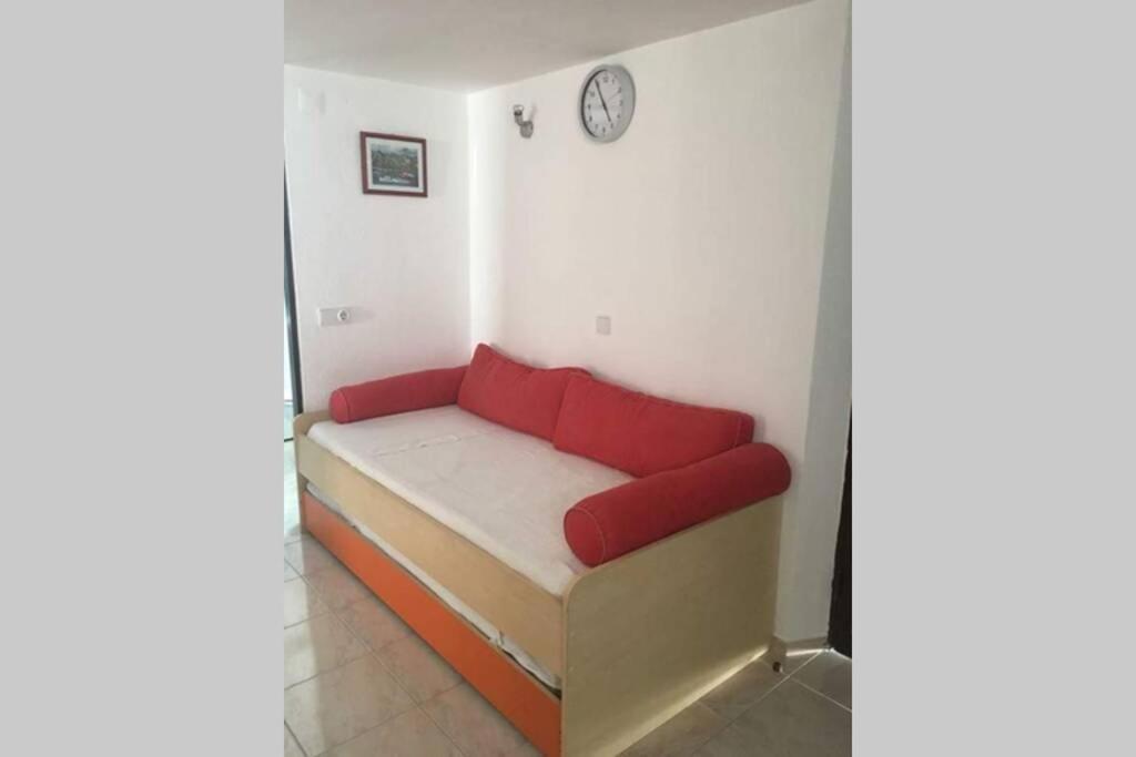 Buganvilia Apartment Praia Da Falesia البوفيرا المظهر الخارجي الصورة