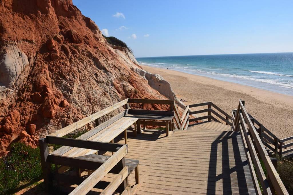 Buganvilia Apartment Praia Da Falesia البوفيرا المظهر الخارجي الصورة