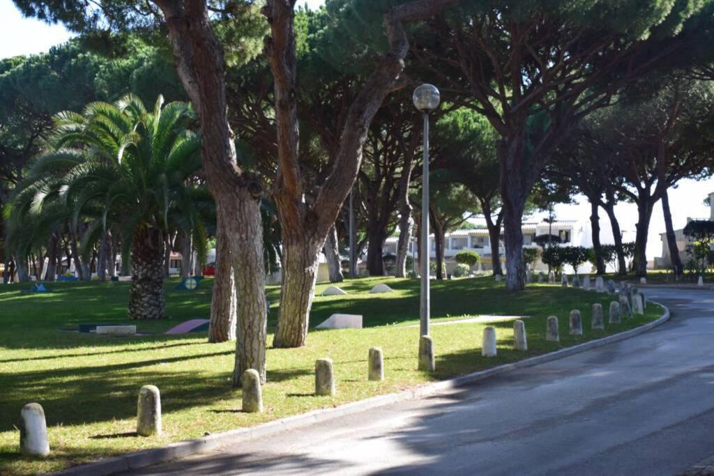 Buganvilia Apartment Praia Da Falesia البوفيرا المظهر الخارجي الصورة